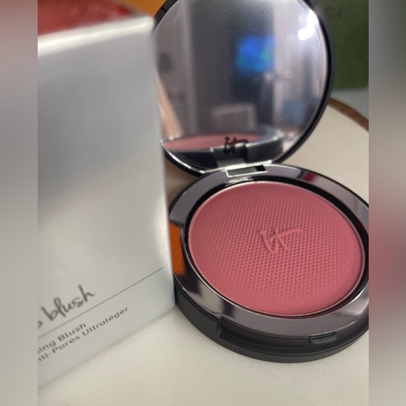 It Cosmetics - BYE BYE PORES BLUSH in Love (Natural Soft Pink) - NIB - Picture 11 of 12
